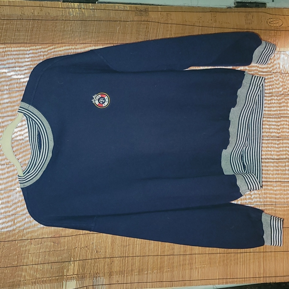 Vintage. Made in USA. Russell Athletic. Size XL Pullover